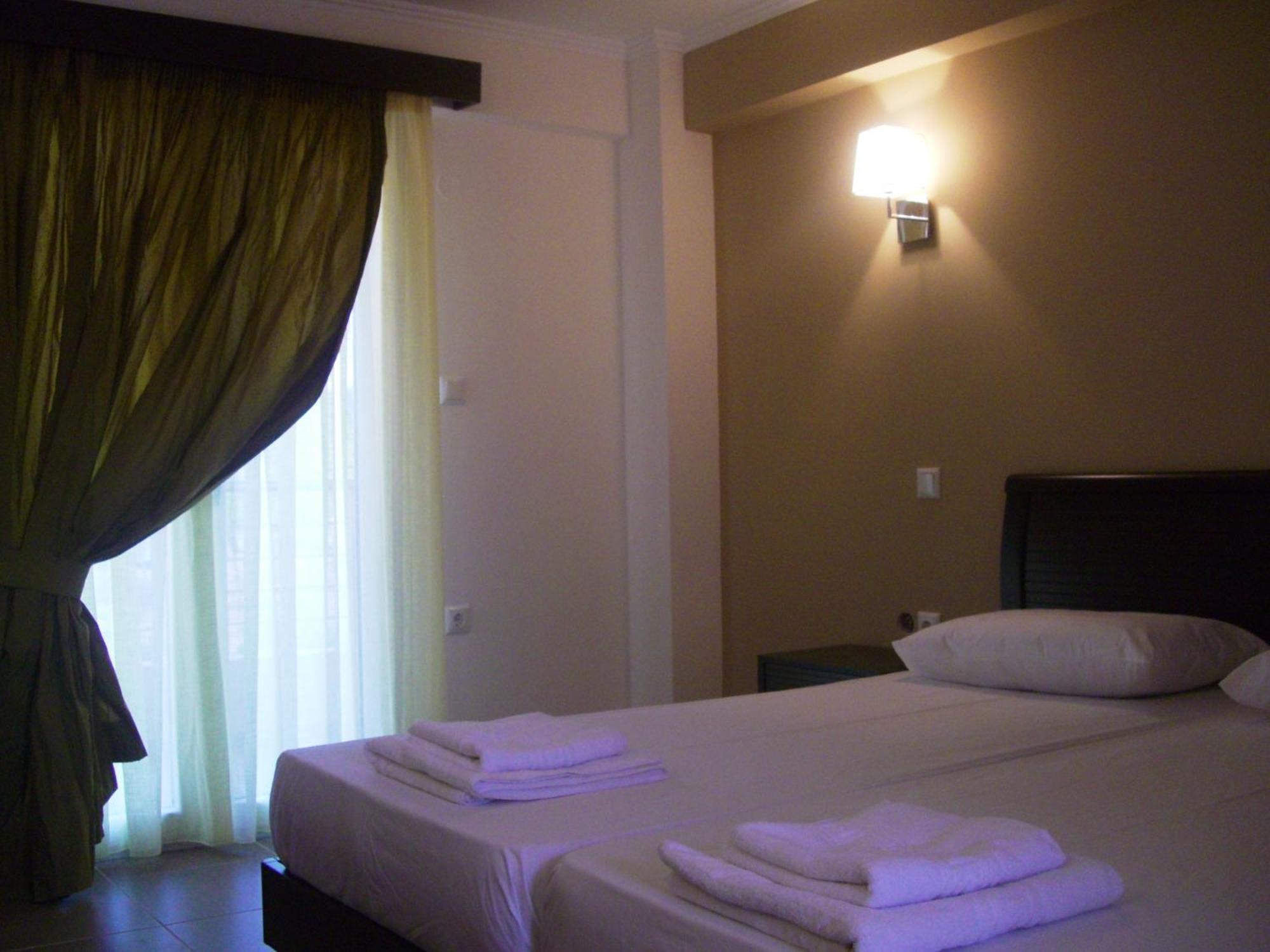 Ammos Bay Hotel Амудия Стая снимка